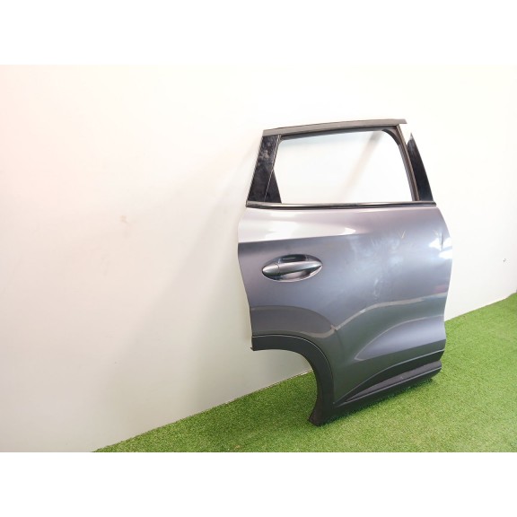 Recambio de puerta trasera derecha para omoda 5 referencia OEM IAM   