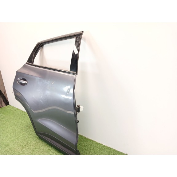 Recambio de puerta trasera derecha para omoda 5 referencia OEM IAM   
