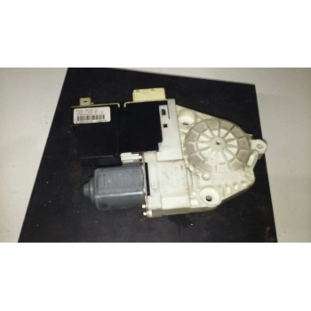 Recambio de motor elevalunas delantero derecho para citroën c4 berlina collection referencia OEM IAM 997831101  