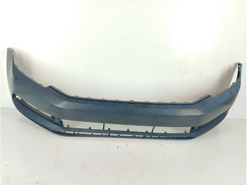 Recambio de paragolpes delantero para volkswagen passat b8 variant (3g5, cb5) 1.8 tsi referencia OEM IAM 3G0807221  