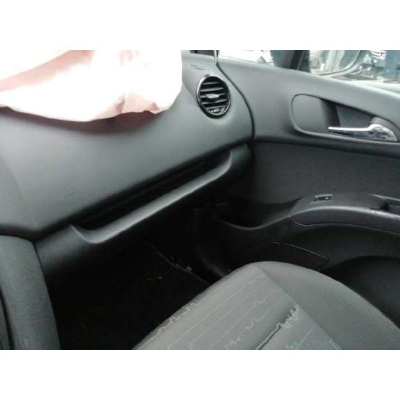 opel meriva b del año 2012