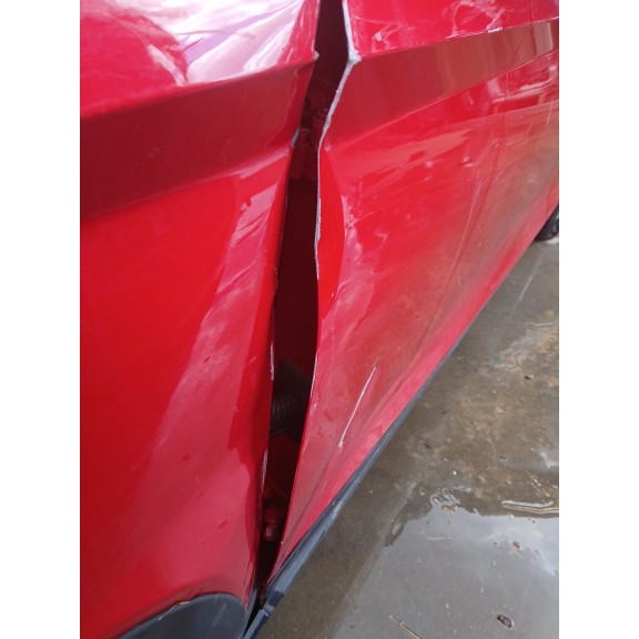 Recambio de puerta delantera izquierda para seat arona (kj7, kjp) 1.0 tsi referencia OEM IAM 6F9831051D DAÑADA, VER FOTOS 