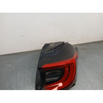 Recambio de piloto trasero derecho para toyota yaris (_p21_, _pa1_, _ph1_) 1.5 hybrid (mxph11) referencia OEM IAM V356015R  