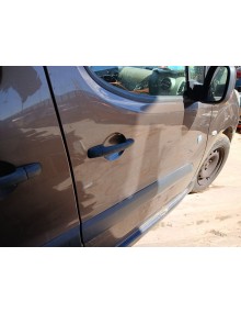 Recambio de puerta delantera derecha para peugeot partner tepee 1.6 hdi 90 referencia OEM IAM    2