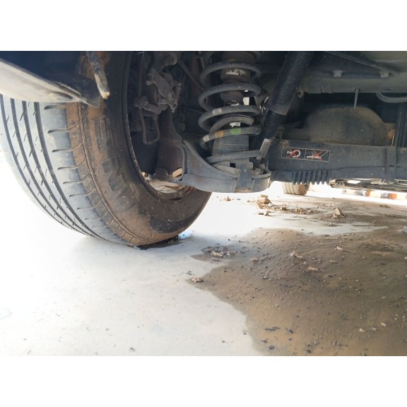 Recambio de puente trasero para peugeot partner tepee 1.6 hdi 90 referencia OEM IAM  disco 