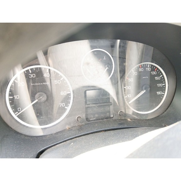 Recambio de cuadro instrumentos para peugeot partner tepee 1.6 hdi 90 referencia OEM IAM   