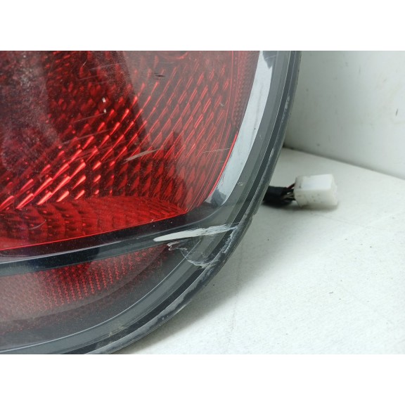 Recambio de piloto trasero derecho para kia rio ii (jb) 1.4 16v referencia OEM IAM   