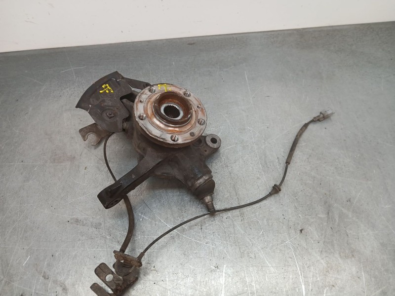 Recambio de mangueta delantera derecha para toyota proace furgoneta (mdz_) 1.5 d4d (mdz1) referencia OEM IAM SU001A6463  