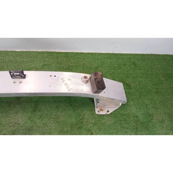 Recambio de refuerzo paragolpes delantero para omoda 5 referencia OEM IAM 501004596AA  