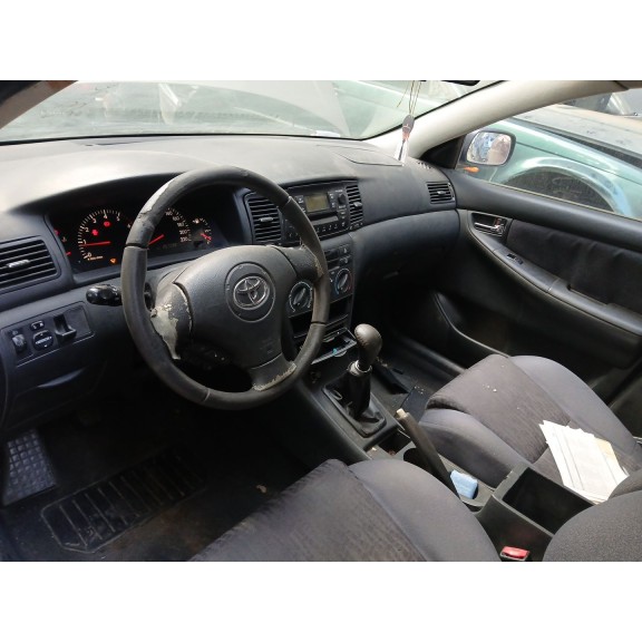 toyota corolla (_e12_) del año 2003