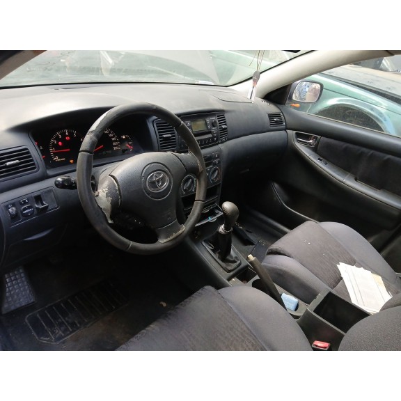 toyota corolla (_e12_) del año 2003