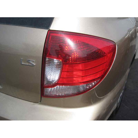 kia rio del año 2004