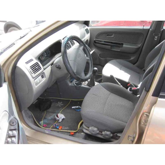 kia rio del año 2004