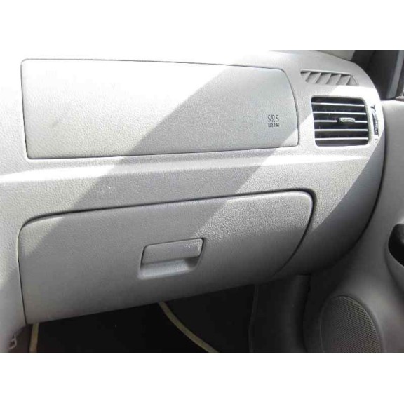 kia rio del año 2004