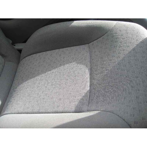 kia rio del año 2004