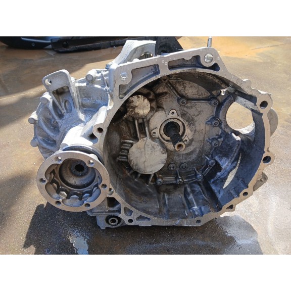 Recambio de caja cambios para volkswagen t-roc (a11, d11) 2.0 tdi scr referencia OEM IAM VCQ manual 6v 