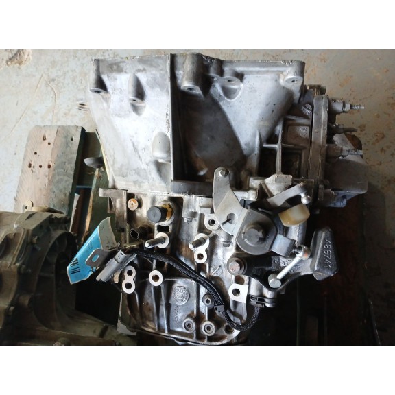 Recambio de caja cambios para citroën c4 picasso ii 1.6 bluehdi 120 referencia OEM IAM 20MB32 manual 6v B 103.000km