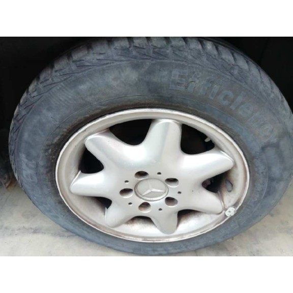 mercedes-benz clase c (w203) berlina del año 2001