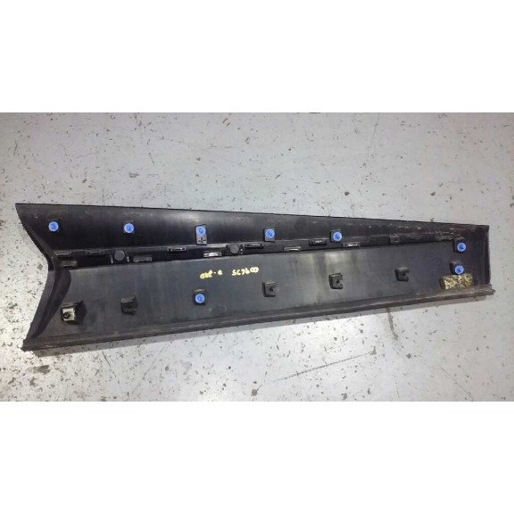 Recambio de moldura para renault captur luxe referencia OEM IAM 808778404R PUERTA DELANTERA IZQUIERDA 