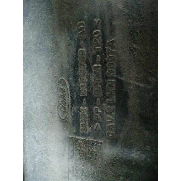 Recambio de paragolpes delantero para ford focus c-max (cap) ambiente (d) referencia OEM IAM 3M51R17C749AD GRANATE ROZADO 