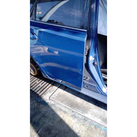 Recambio de puerta trasera derecha para toyota auris hybrid active referencia OEM IAM  TOCADA 