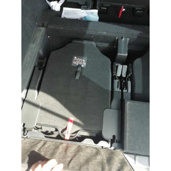 Recambio de asiento trasero izquierdo para citroën c4 grand picasso exclusive referencia OEM IAM   