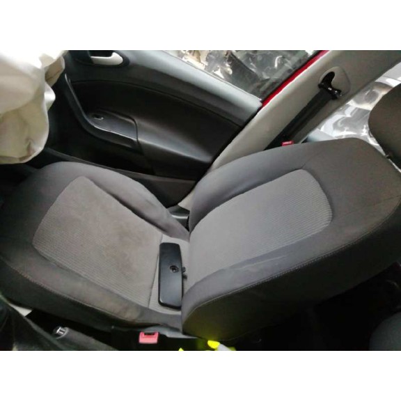 seat ibiza st (6j8) del año 2010