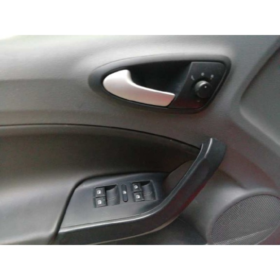 seat ibiza st (6j8) del año 2010