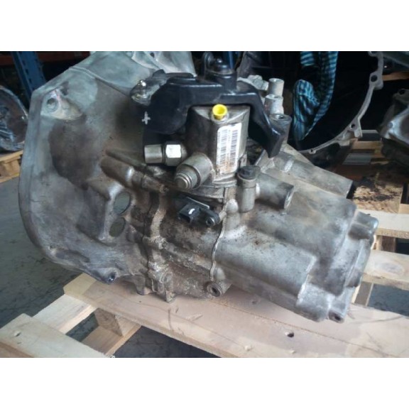 Recambio de caja cambios para ford c-max edition referencia OEM IAM AV6R7002GJ B ENTREGA CASCO 6V