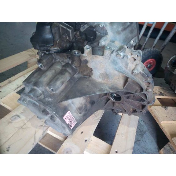 Recambio de caja cambios para ford c-max edition referencia OEM IAM AV6R7002GJ B ENTREGA CASCO 6V