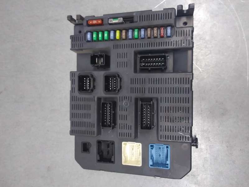 Recambio de centralita bsi para peugeot 308 confort referencia OEM IAM 9663798180  