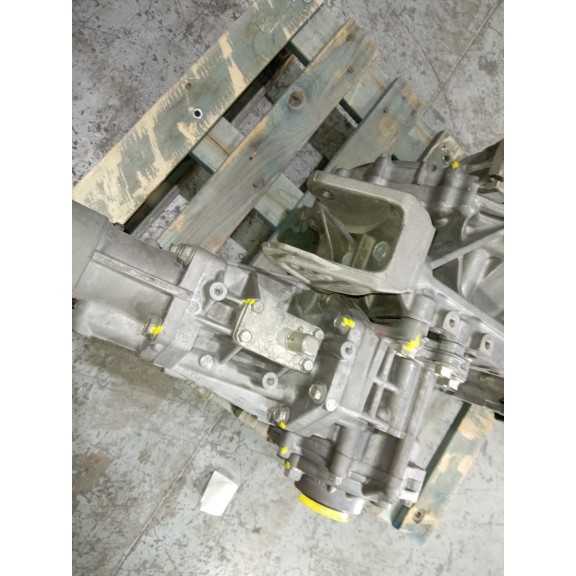 Recambio de caja cambios para peugeot 4007 premium referencia OEM IAM R 6V 198.600KM 4X4