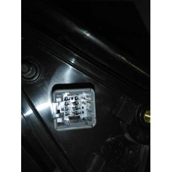 Recambio de retrovisor derecho para kia venga basic referencia OEM IAM  BLANCO RIADA