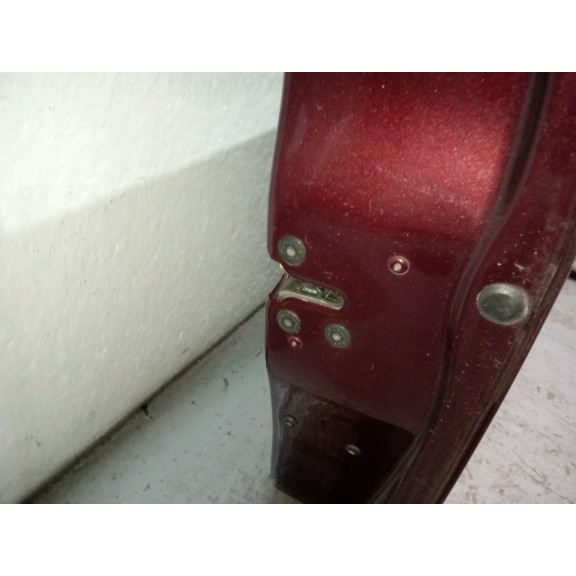 Recambio de puerta delantera derecha para renault scenic iii grand dynamique referencia OEM IAM   