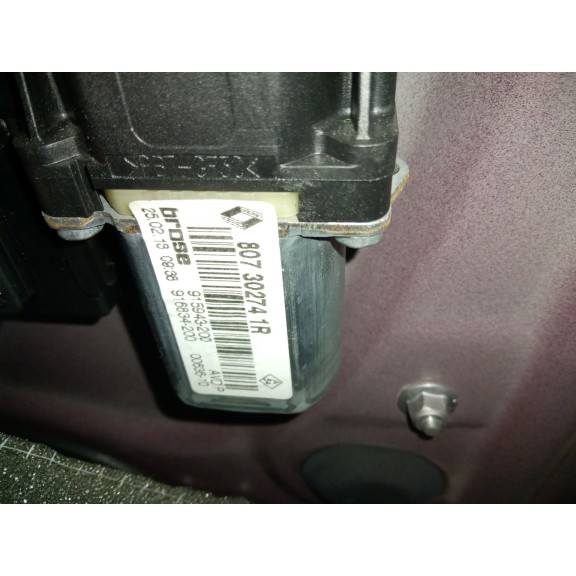 Recambio de puerta delantera derecha para renault scenic iii grand dynamique referencia OEM IAM   
