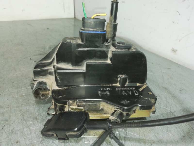 Recambio de cerradura puerta delantera derecha para nissan primera berlina (p12) acenta referencia OEM IAM 050060  4 PIN