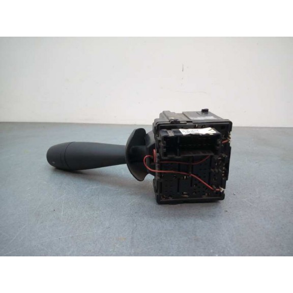 Recambio de mando limpia para dacia dokker express ambiance referencia OEM IAM 681723631R E10670253 