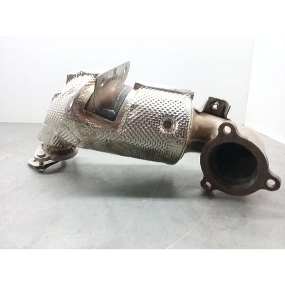Recambio de catalizador para omoda 5 referencia OEM IAM 153AAR  153000575AA
