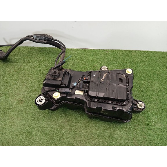 Recambio de deposito adblue para opel combo e tour / life (k9) 1.5 referencia OEM IAM 9817601880  12.000km