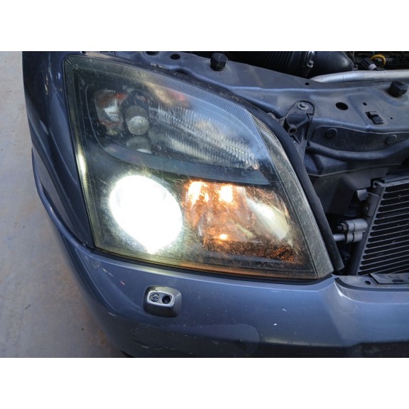 Recambio de faro derecho para opel vectra c gts (z02) 1.9 cdti (f68) referencia OEM IAM   