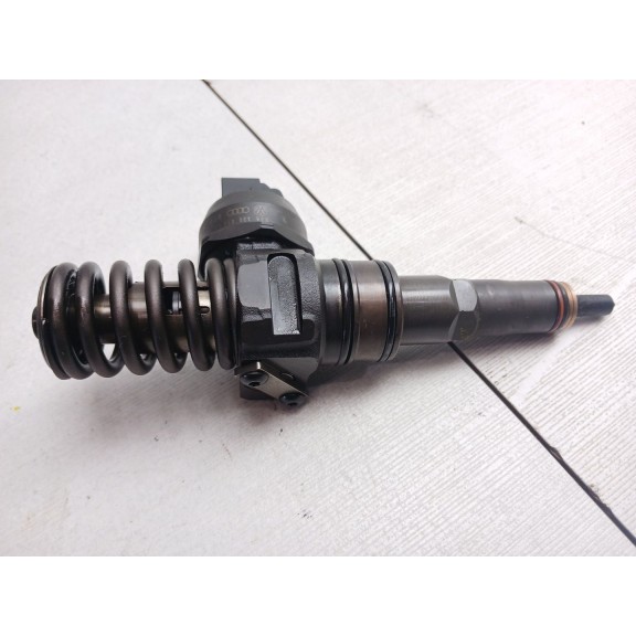 Recambio de inyector para audi a3 (8p) 1.9 tdi referencia OEM IAM 0986441509  038130079GX
