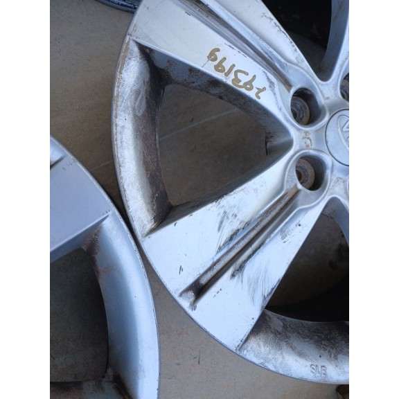 Recambio de juego llantas para kia sportage iii (sl) 1.7 crdi referencia OEM IAM 61/2JX17ET35 X4 529103U200