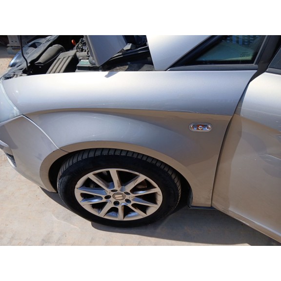 Recambio de aleta delantera izquierda para seat altea (5p1) 1.6 tdi referencia OEM IAM 5P0821021A  