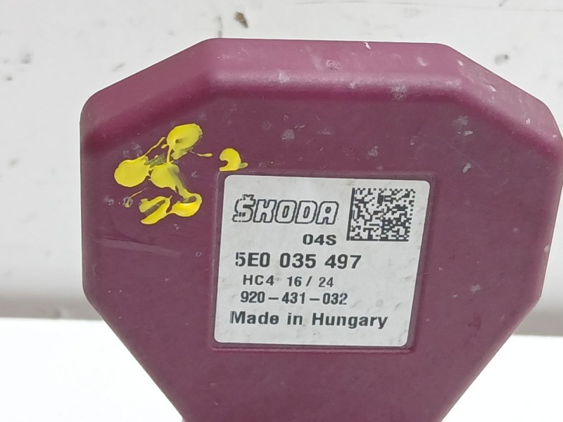 Recambio de modulo electronico para skoda octavia iv (nx3, nn3, pv3) 1.5 tsi referencia OEM IAM 5e0035497  