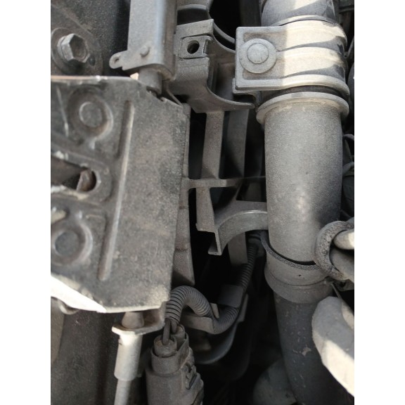 Recambio de electroventilador para kia carens iv 1.7 crdi referencia OEM IAM   