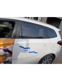 Recambio de puerta trasera izquierda para kia carens iv 1.7 crdi referencia OEM IAM   