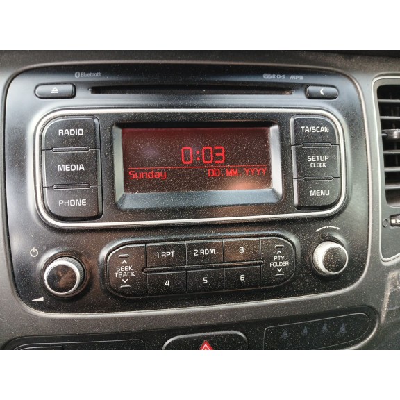 Recambio de sistema audio / radio cd para kia carens iv 1.7 crdi referencia OEM IAM   