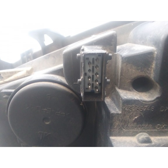 Recambio de faro derecho para peugeot 307 (3a/c) 1.6 hdi referencia OEM IAM   