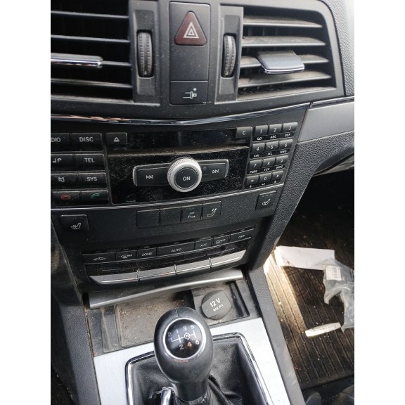 mercedes-benz clase e descapotable (a207) del año 2011