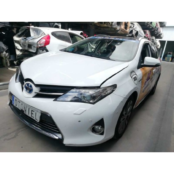 toyota auris touring sports (e18) del año 2013